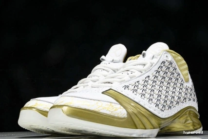 Hyperoad Trophy Air Air Jordan 23 'White' x Room Jordan Retro 1001